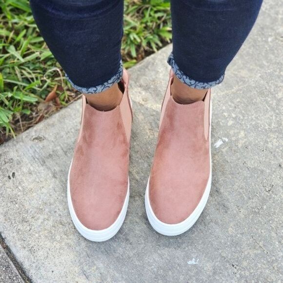 Women's Chelsea Shoes Slip On Canvas High Top Sneakers - Picture 4 of 5